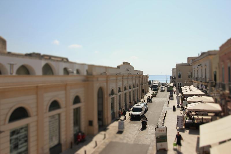 Suite Porta Terra Gallipoli Exterior photo